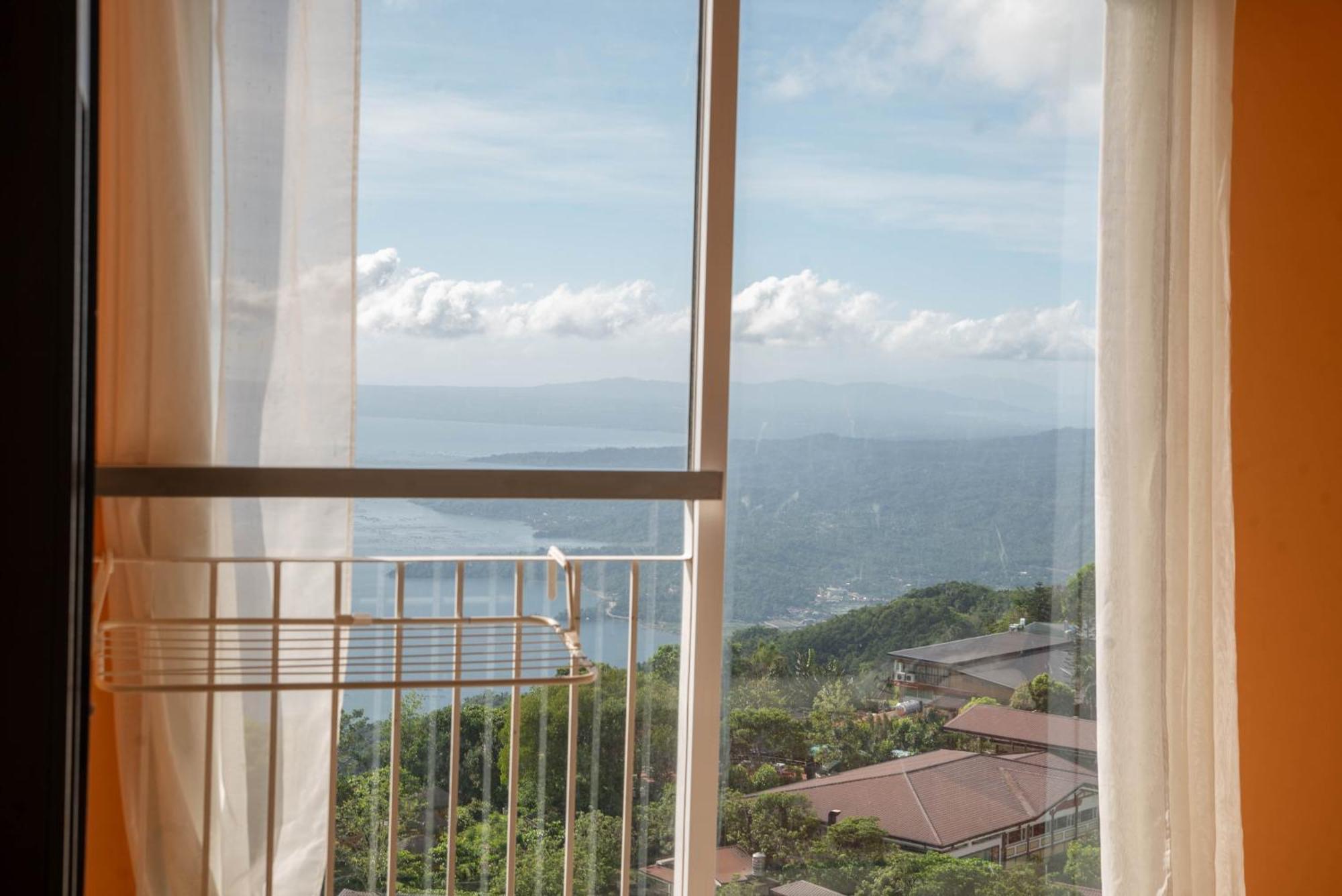 Wind Residences For Rent - Luiice Tagaytay City ภายนอก รูปภาพ
