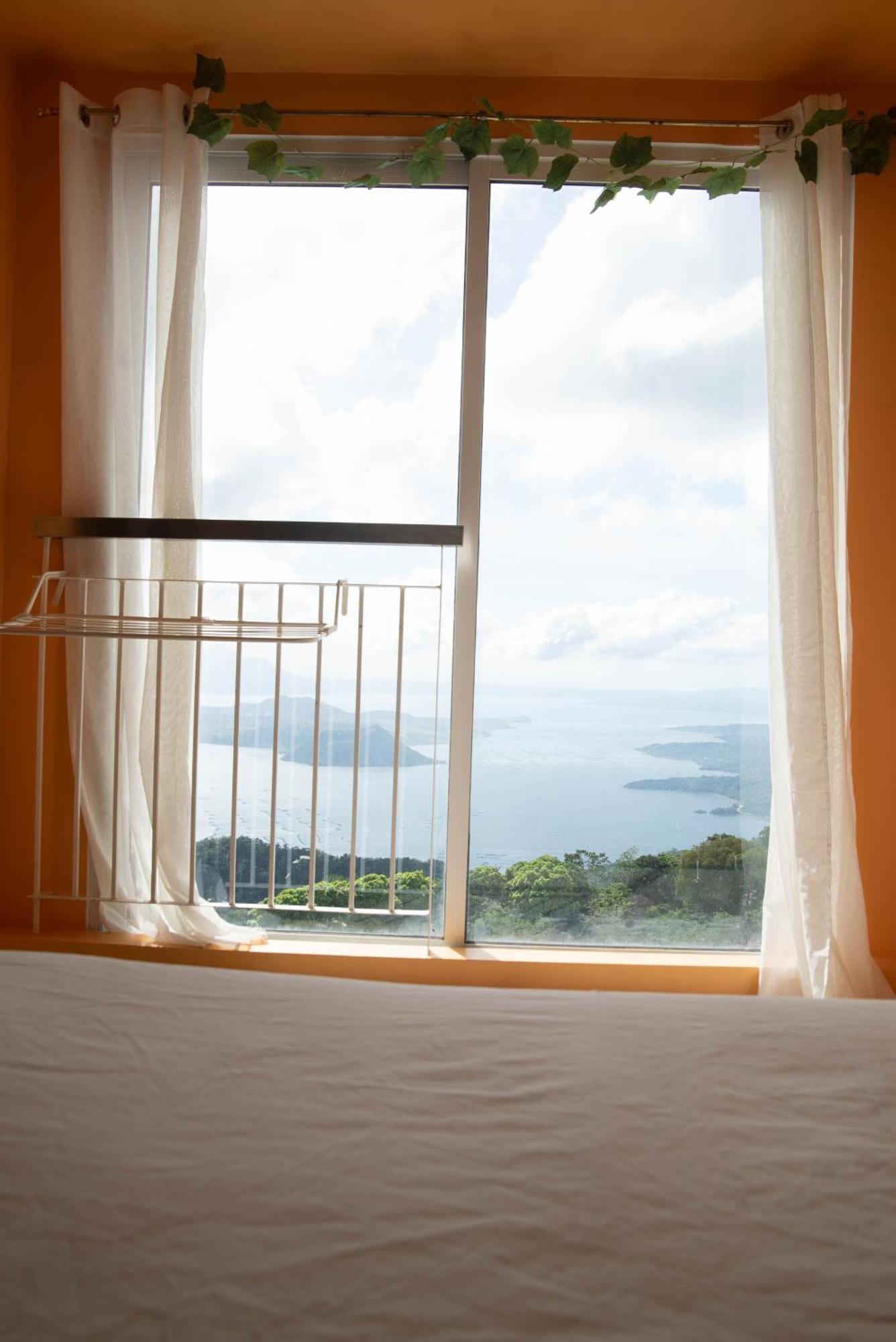 Wind Residences For Rent - Luiice Tagaytay City ภายนอก รูปภาพ