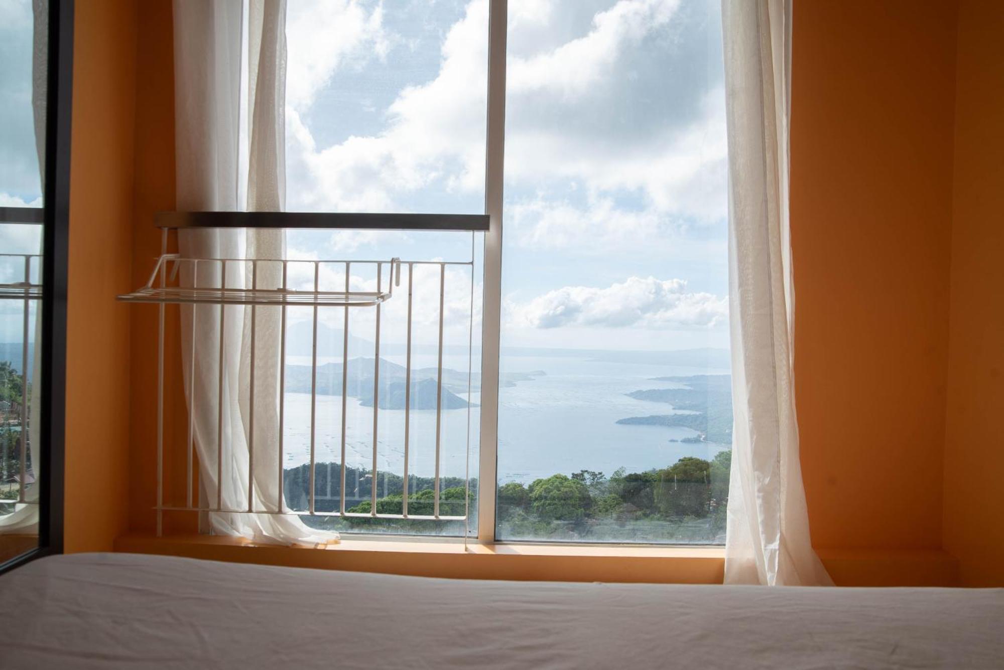 Wind Residences For Rent - Luiice Tagaytay City ภายนอก รูปภาพ